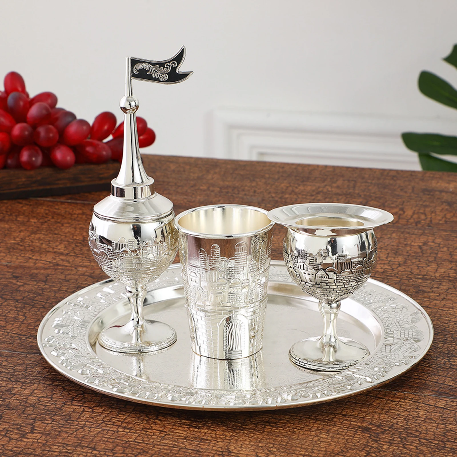 European Styles Wine Pot Set Retro with Wine CupsTray Elegant Party Drinks Cup Light Luxury Home Decor for Holiday Gifts