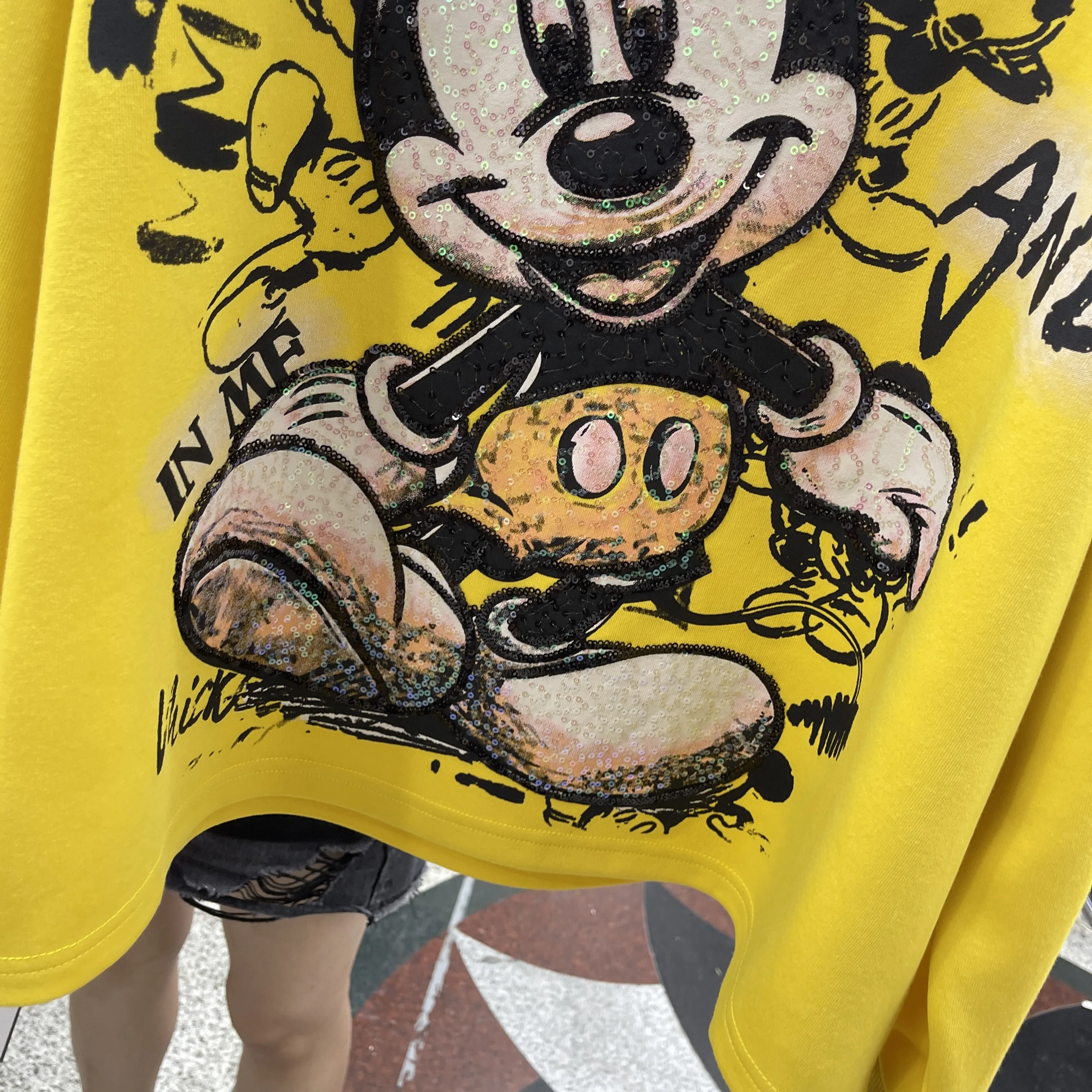 Heavy Sequin Pullover Sweatshirt for Women Early Autumn New Fashion Cartoon Print Sequin Round Neck Loose Long Sleeve Top