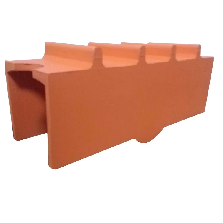 Rubber insulating crossarm flexible cover