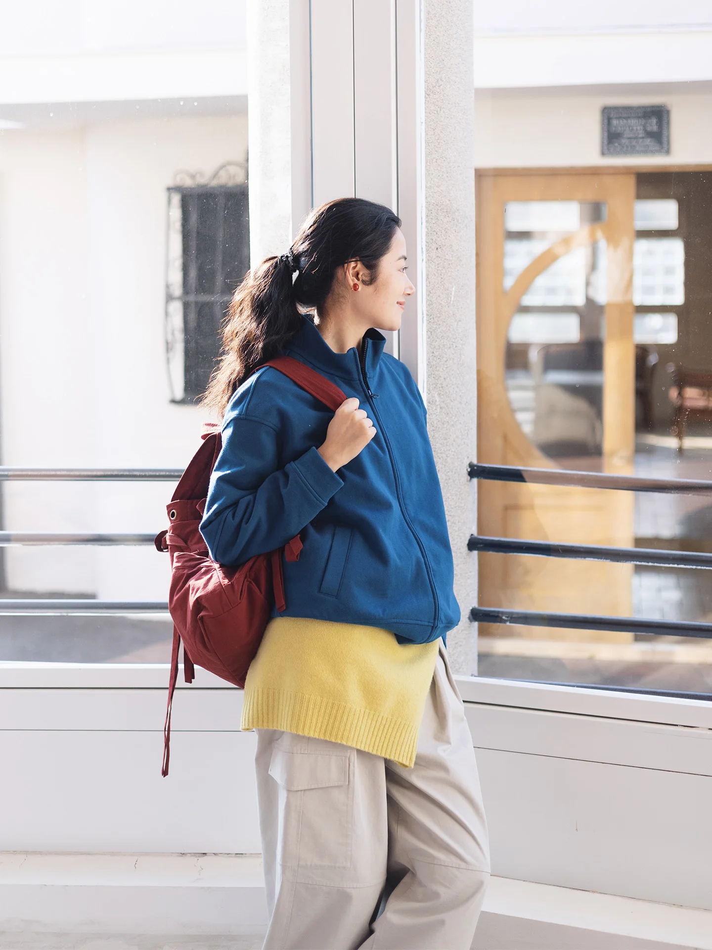 

Женская толстовка с вышивкой и молнией, свободного кроя, из смесового хлопка и полиэстера, повседневная, с длинными рукавами