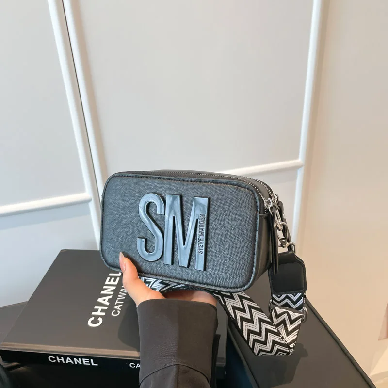 

2025 SS Monogram Square Bag, Convertible Shoulder Crossbody Purse for Women, Versatile Day to Night Tote, Architectural Carryall