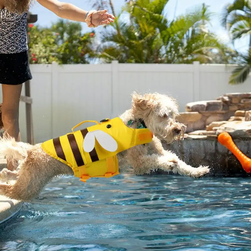 Dog Life Vest Breathable Float Coat Ripstop Dog Lifejackets Fashionable Adjustable Dog Swimsuit Pet Life Preserver For Pool