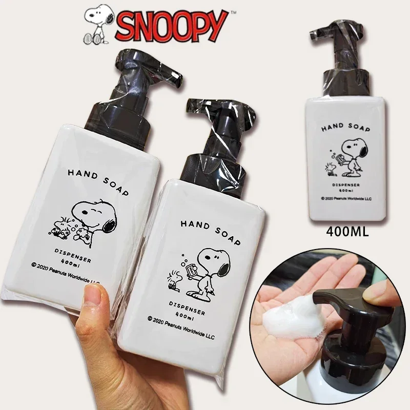 Snoopy Soap Dispenser Bottle Bathroom Plastic Press Foam Bottle Portable Shampoo Shower Gel Bottle Liquid Hand Soap 400ML Gifts