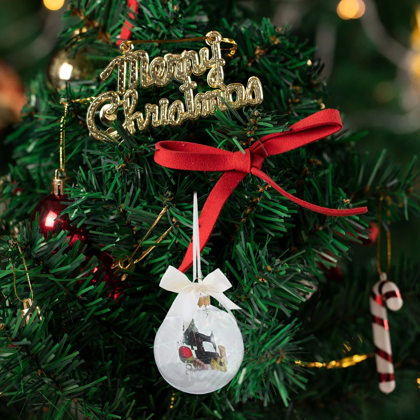 

Clear Plastic Snow Globe Ornament Xmas Tree Hanging Sewing Snow Ball Pendant Christmas Holiday Party Decoration