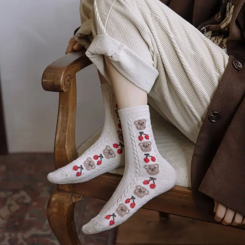 2 Pair Kawaii Cartoon Animals Bear Wool Socks Women Japanese Fashion Winter Thicken Cashmere Socks Cute Warm Socks Set Thermal