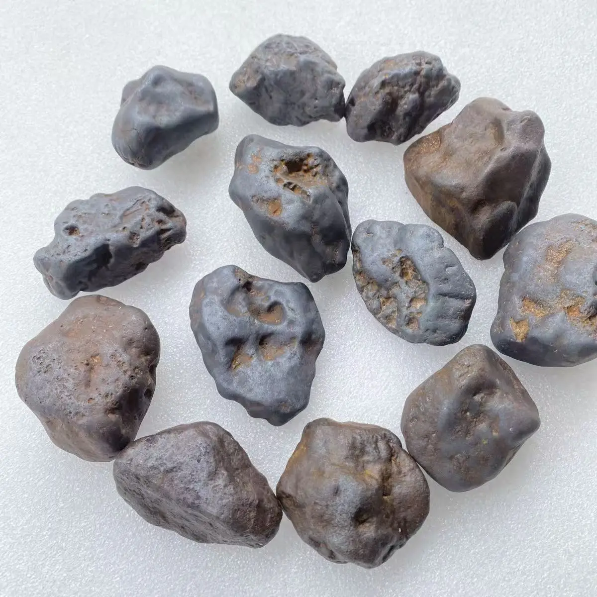 1Pc Small Natural Meteorite Rough Rare Metal Meteorite Stone Aerolite Aerolith Home Falling Stone Collect Specimens Random Shape