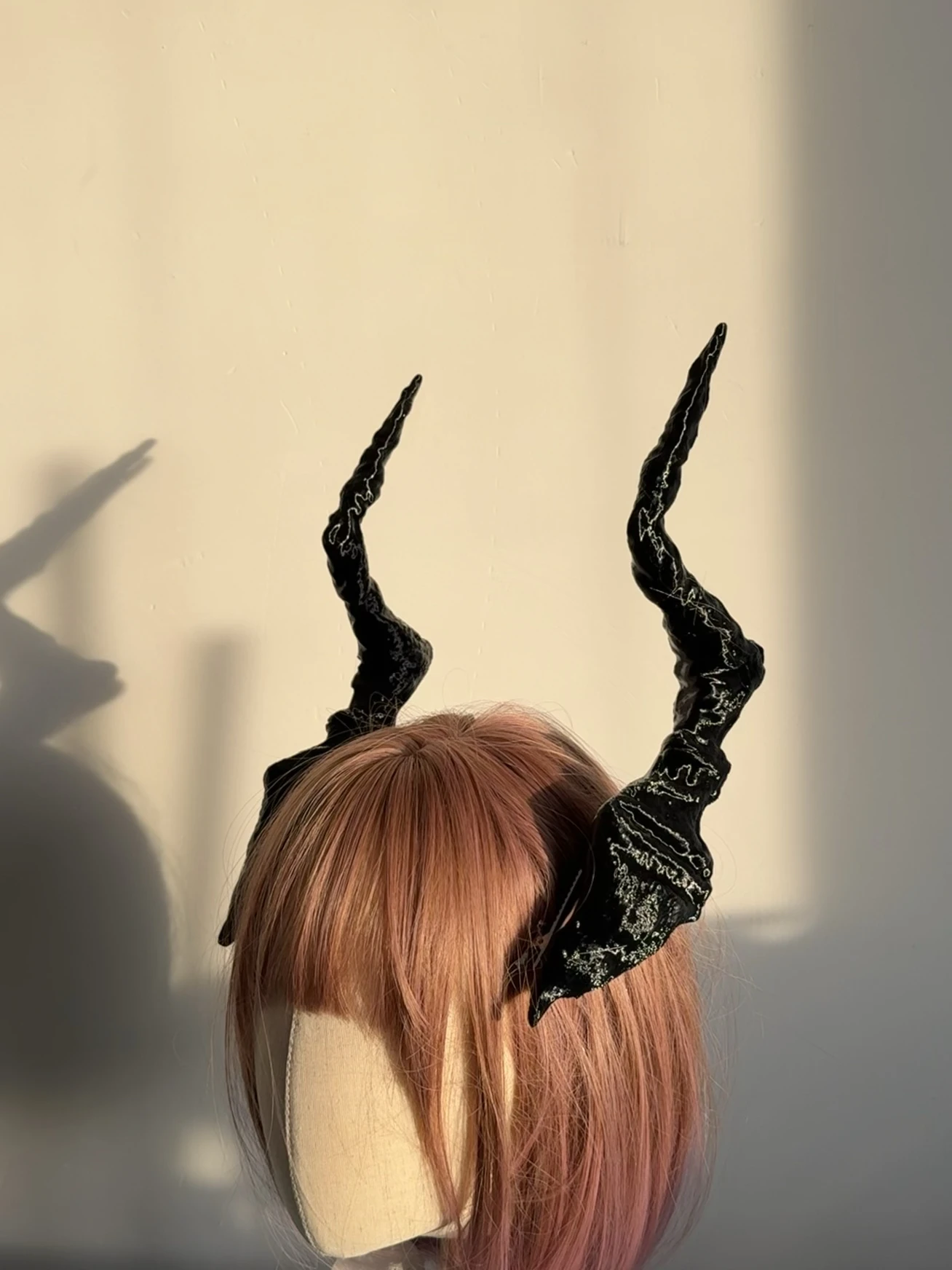 Juego Love and Deepspace Sylus Cosplay cola de dragón cuerno cola mito tarjeta donde Drake sombras otoño accesorios de Cosplay