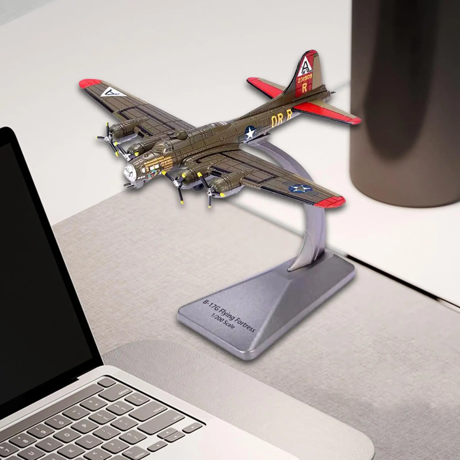 1/200 B-17G 爆撃機 スタンド付き コレクション戦闘機 家庭用棚テレビキャビネット用