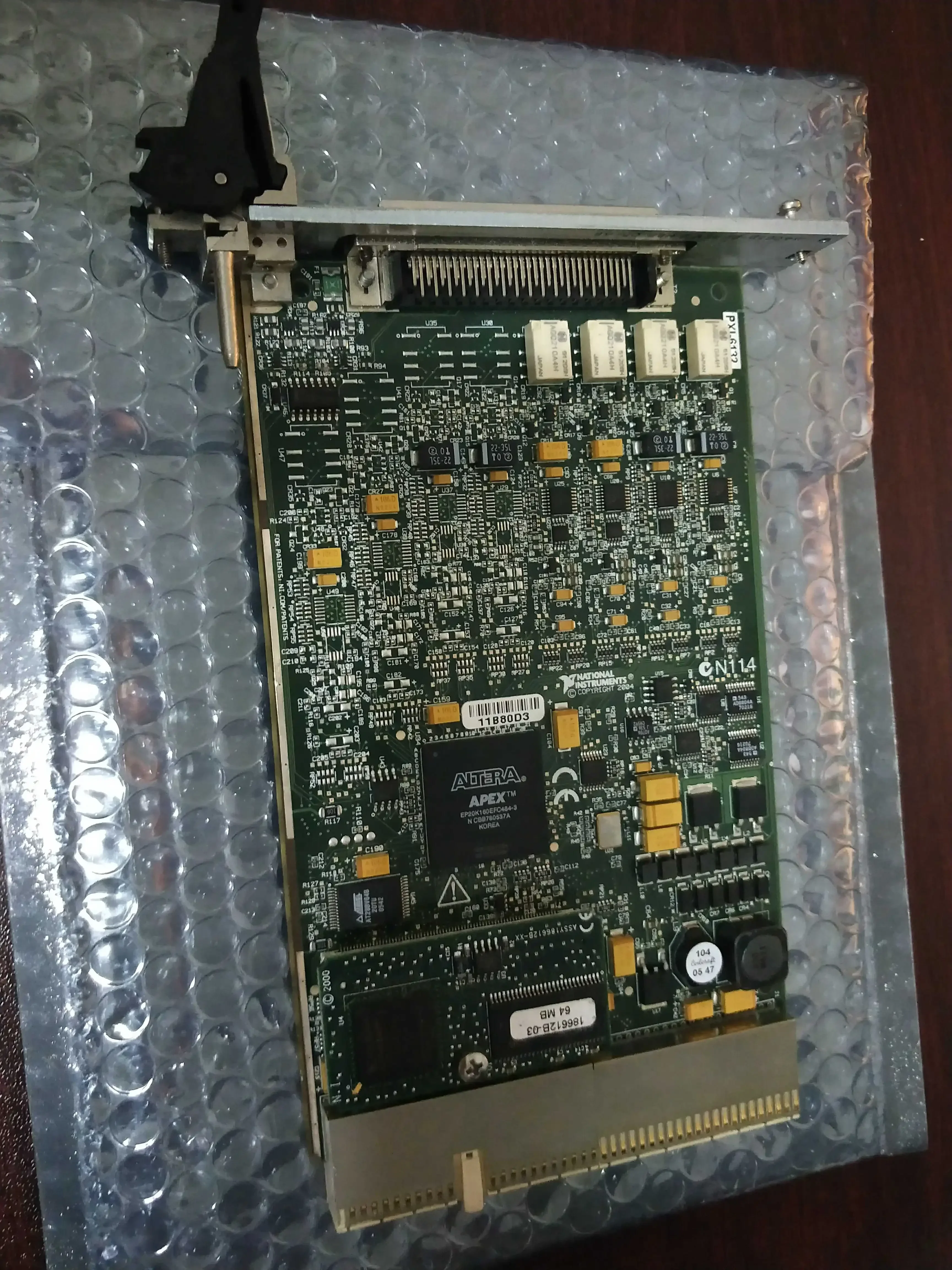 US NI PXI-6132-779127-01 14 Bit 2.5MS/s/channel, Synchronous Sampling Multifunctional DA