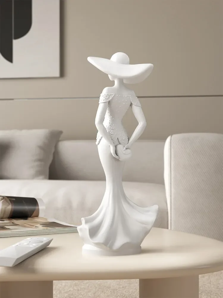 

CL Creative Spring Breeze Phantom Character Art Ornament High Sense Study Entrance Wine Cabinet Home Decoration