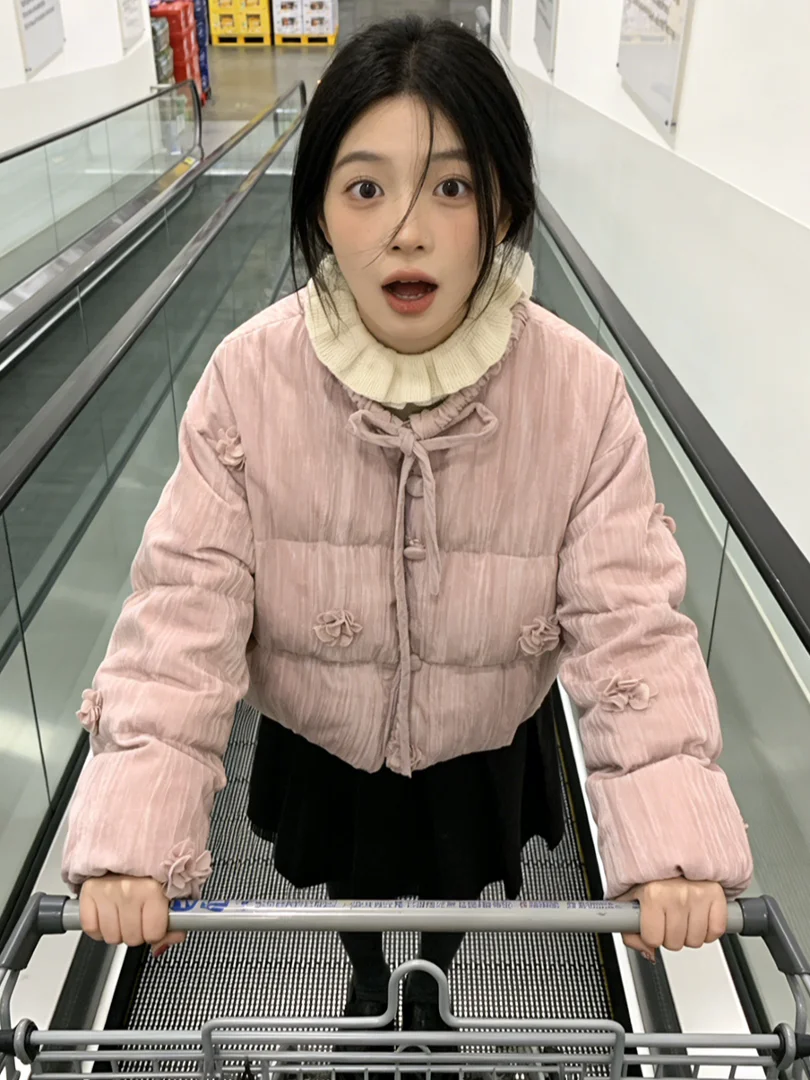 

Очаровательное розовое утепленное хлопковое пальто в корейском стиле, зимнее, без капюшона, с длинными рукавами, на одной пуговице, из чистого хлопка.