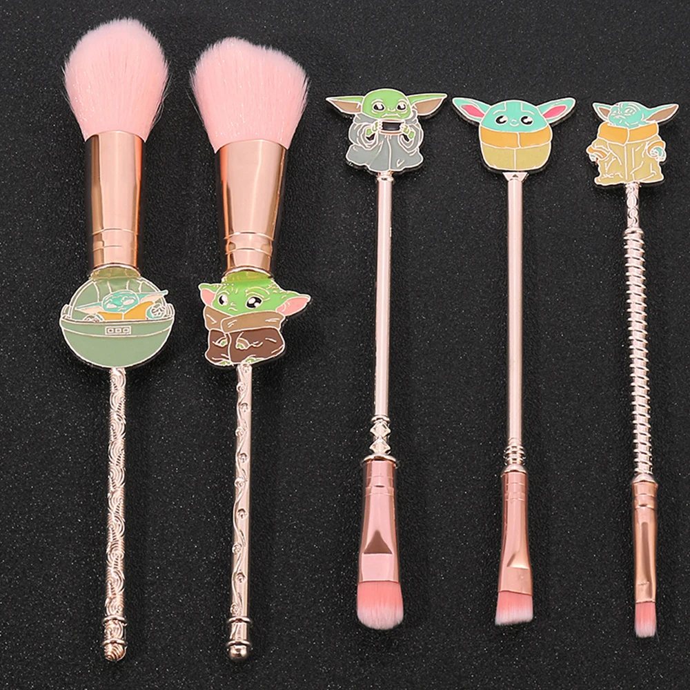 

5Pcs/Set Cartoon Yoda Baby Makeup Brush Kawaii Grogu Eye Shadow Brush Portable Soft Concealer Brush Beauty Foundation Toy Gift