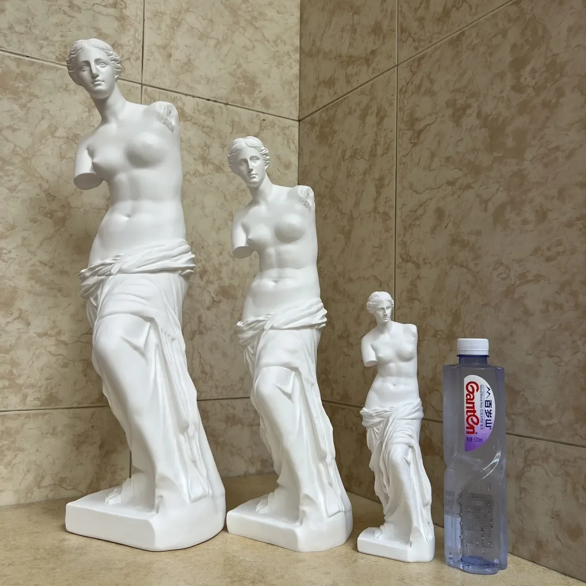 

29cm 48cm Venus resin statue ornaments,Room Decoration severed arm goddess sculpture,shooting prop,Nordic home decoration gifts