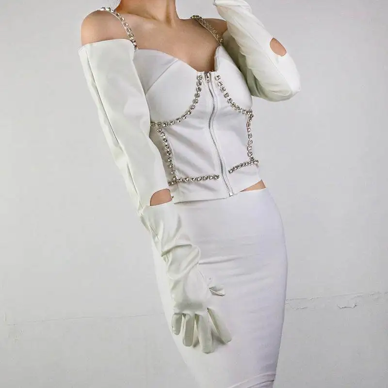 28 Zoll (70 cm) lange Handschuhe aus Kunstleder, PU, weiß, extra lang, eng anliegend, kreisförmig, Ausverkauf, Armstulpen, sexy, für Damen – Detail 19