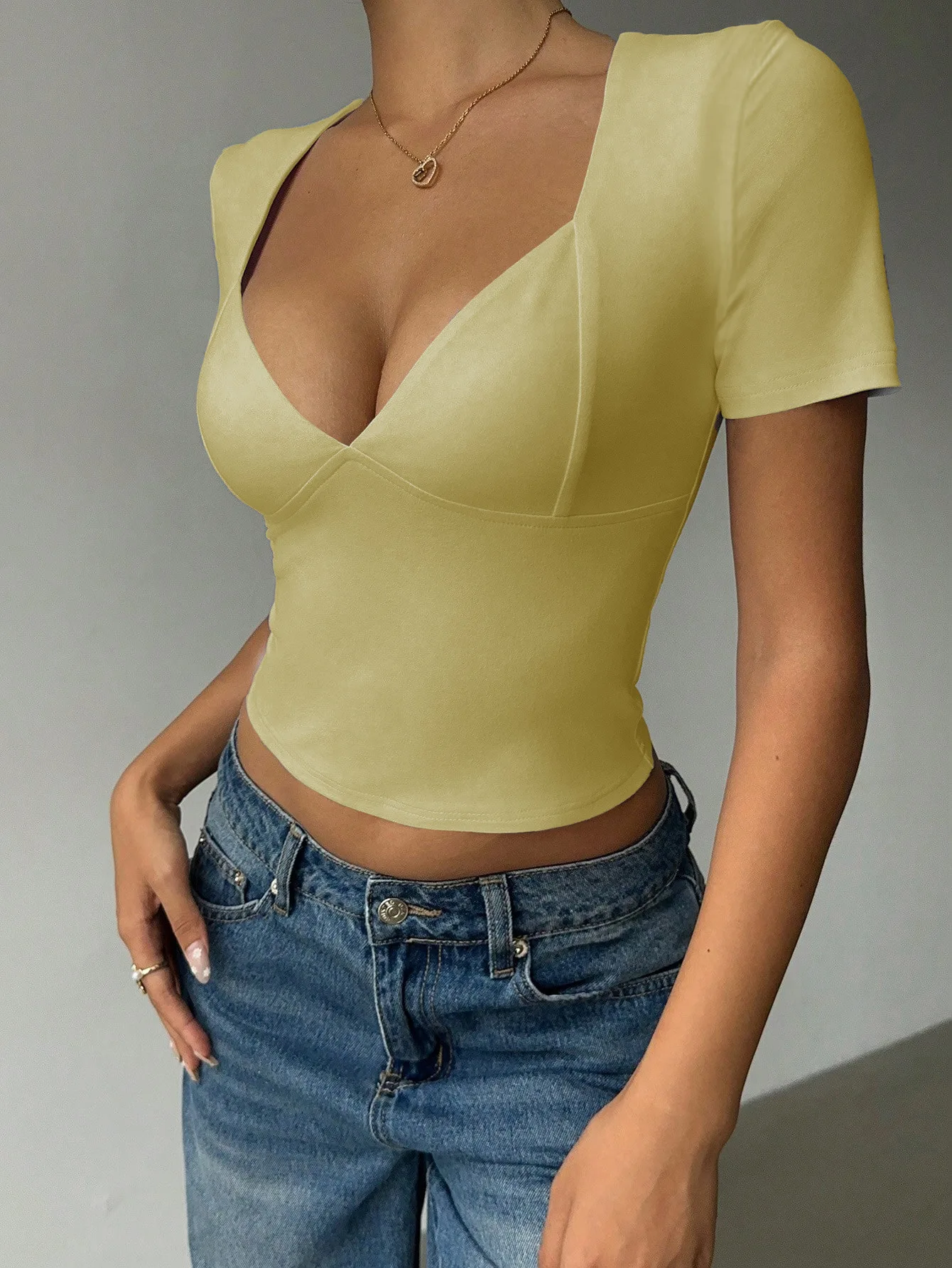 Spicy Girl Style V-neck Solid Color Vest T-shirt for Women  Autumn/winter 2025