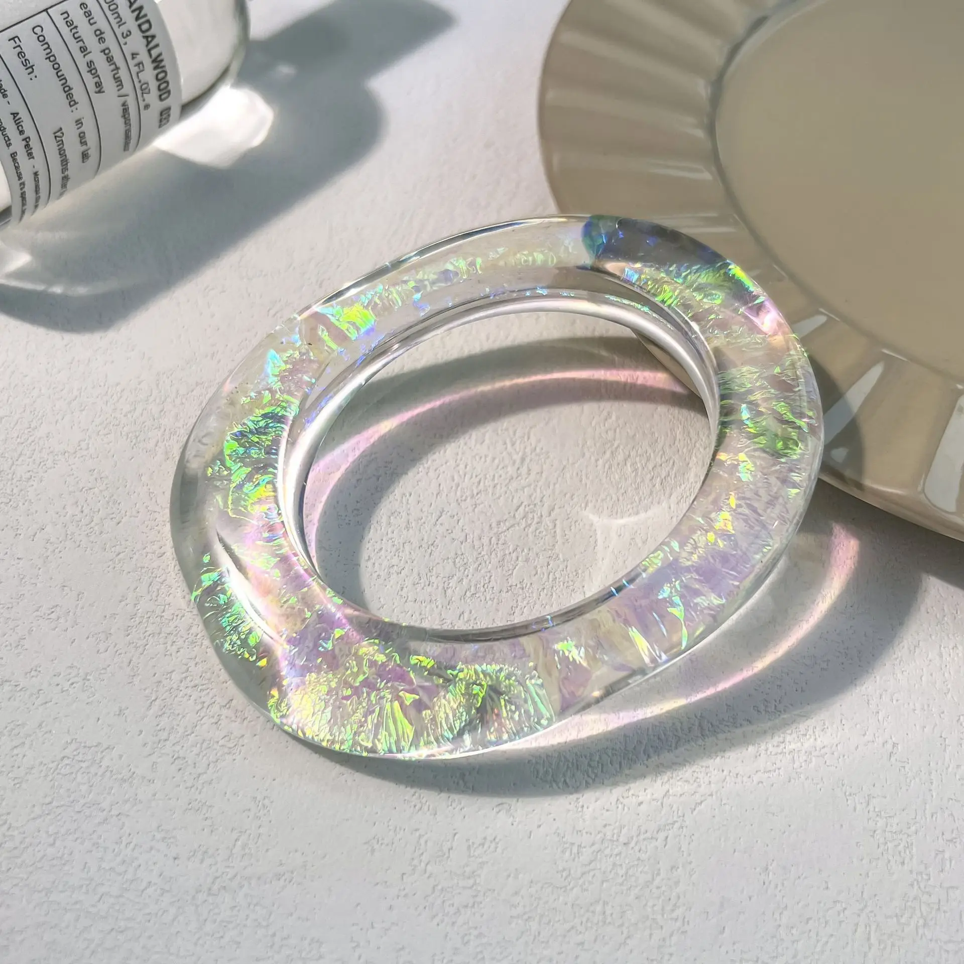 Fashion Resin Oval Transparent Bangle Classic Design OT50