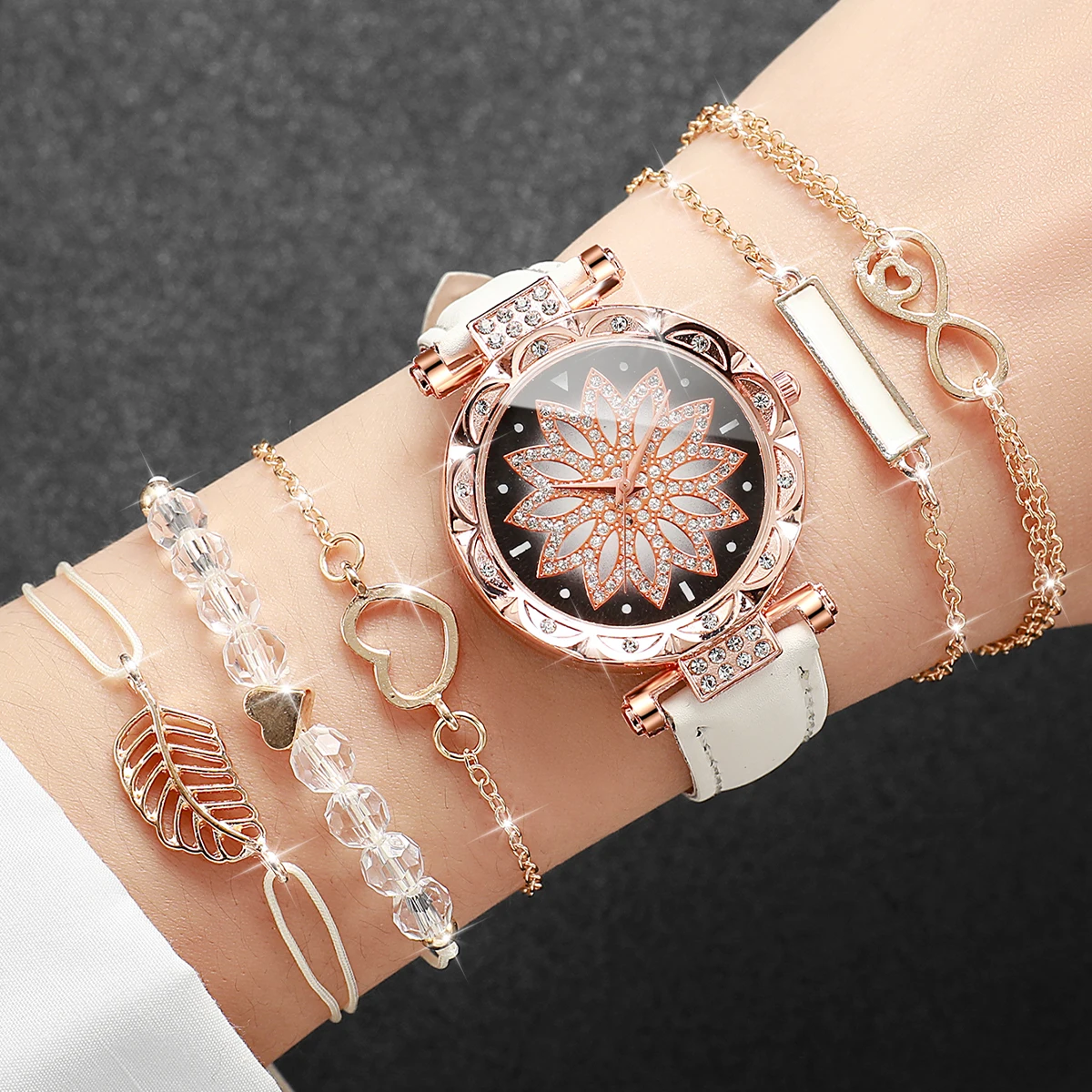 6PCS/Set Fashion Women\'s Watch Casual Leather Strap Versatile Round Flower Dial Quartz Watch with Heart Trees Bracelet Set