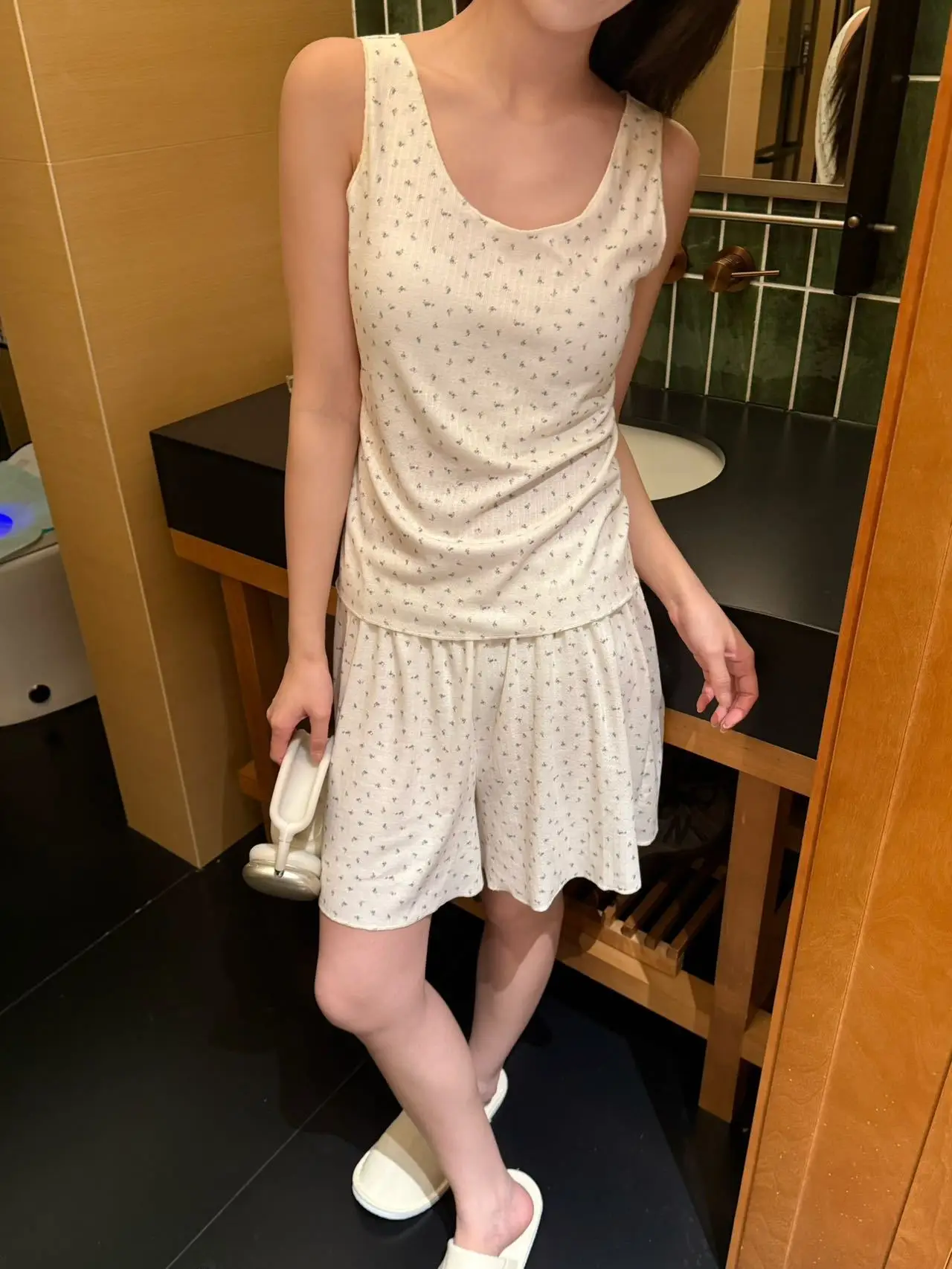 

Casual Loose Polka Dot Shorts Women's Summer Fashion Set Versatile Brunch Commute Slimming Top Bottoms Ensemble STZ862