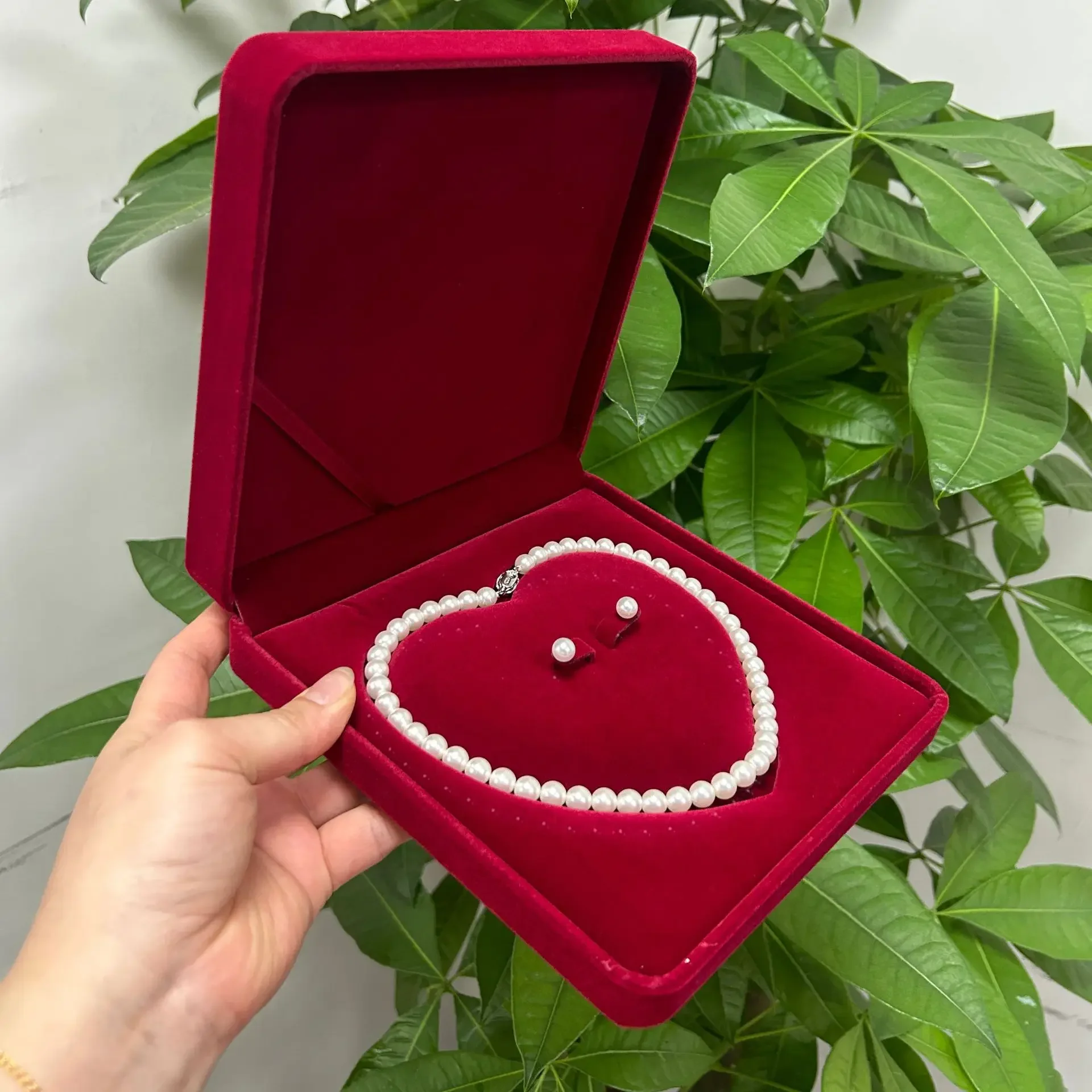 

Классическое ожерелье из натурального белого жемчуга AAAA 8-9 мм, 18 дюймов + комплект серег, серебро 925 пробы / в комплекте с коробкой