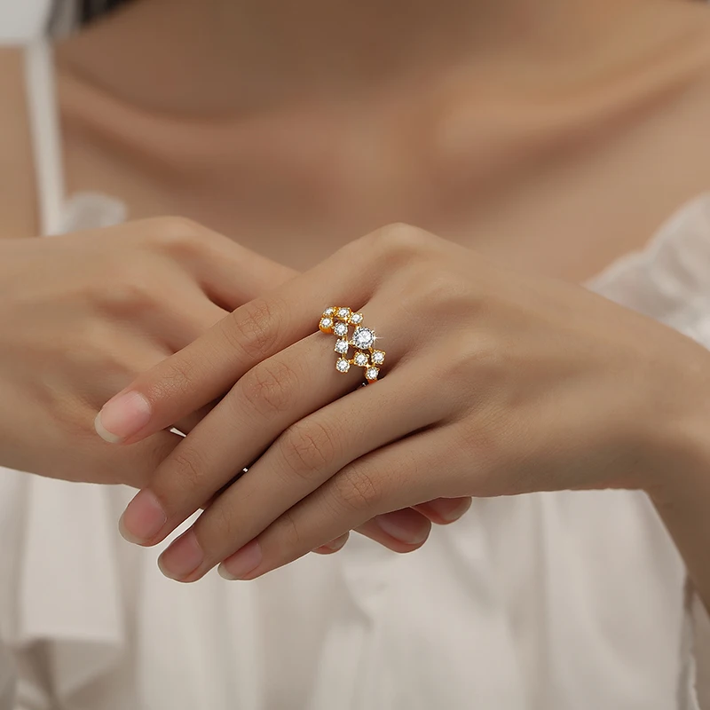 Trendige Moissanit-Ringe mit vielen Steinen in D-Farbe, zertifizierter Luxus-Designerschmuck für Frauen, funkelndes, einzigartiges Geschenk für Damen. – Detail 5