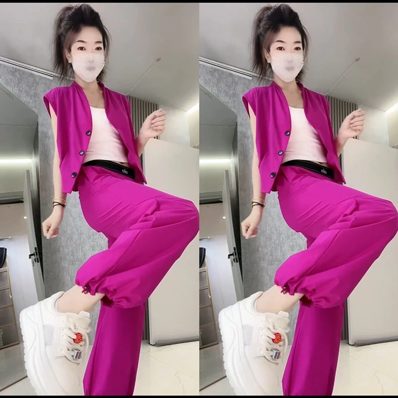 

2025 early autumn new style slimming fashionable and trendy niche fashion street casual vest+pants two-piece set for women