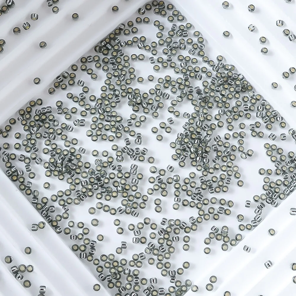 Aus Japan importiert, 15/0 TOHO 1,5 mm silberbeschichtete runde Perlen, Schmuckzubehör, 10 g, wird für Perlenstickereien und feines Perlenweben verwendet. – Detail 10