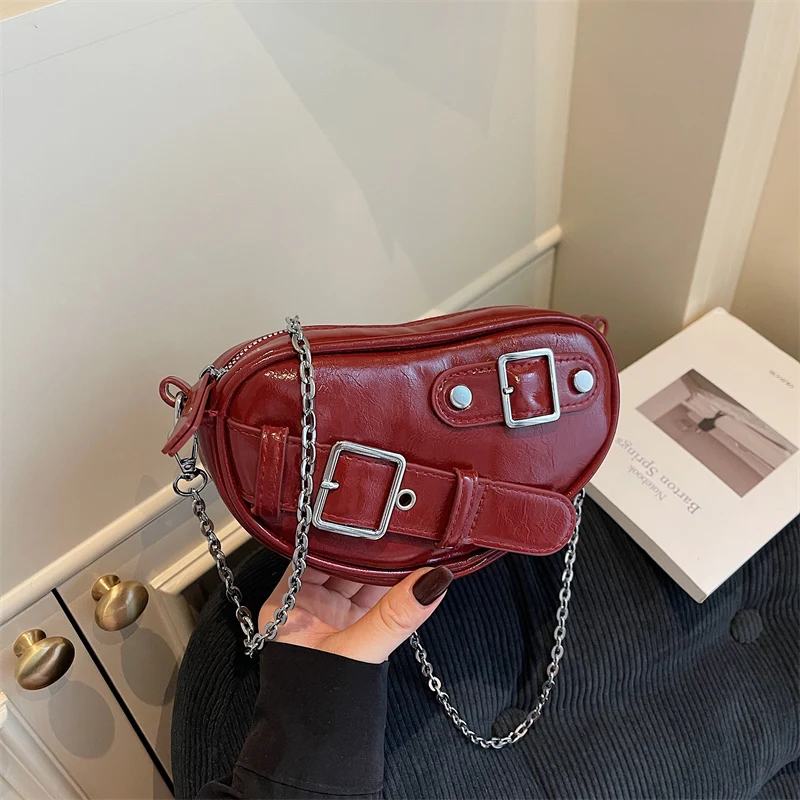 

Сумки на плечо с блестками на молнии из искусственной кожи, новые осенние сумки в стиле ретро, женские сумки через плечо с пряжкой и цепочками, стиль локомотива