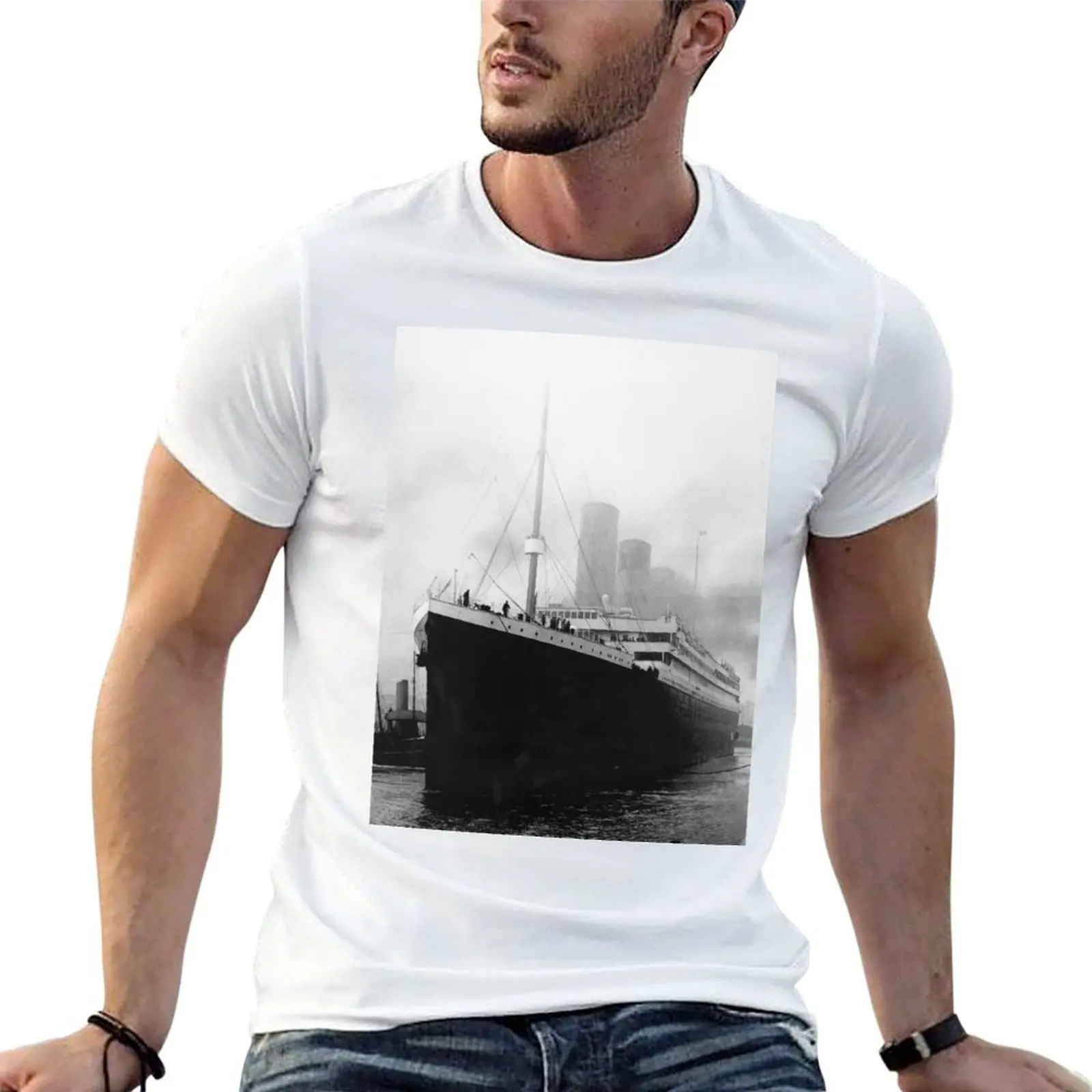 Titanic in dock in Southampton T-Shirt new edition anime figures plain black t shirts men