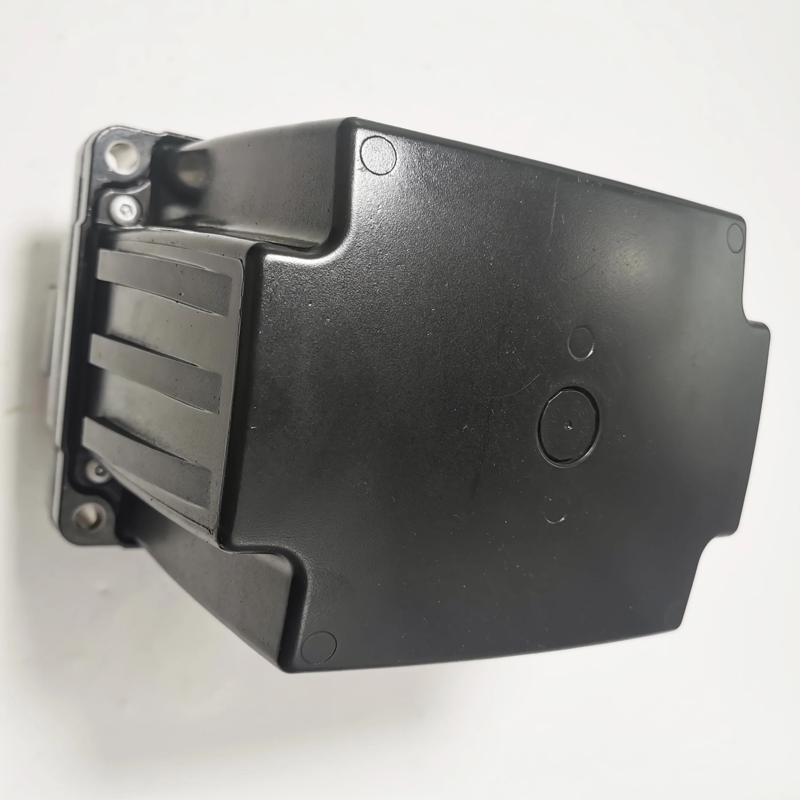 5273338 1409391   مضخة اليوريا دوسر الهواء المساعدة من النوع AdBlue 1705244 4931694 5273339   لـ DAF لـ Emitec الكمون لـ GRUNDFOS