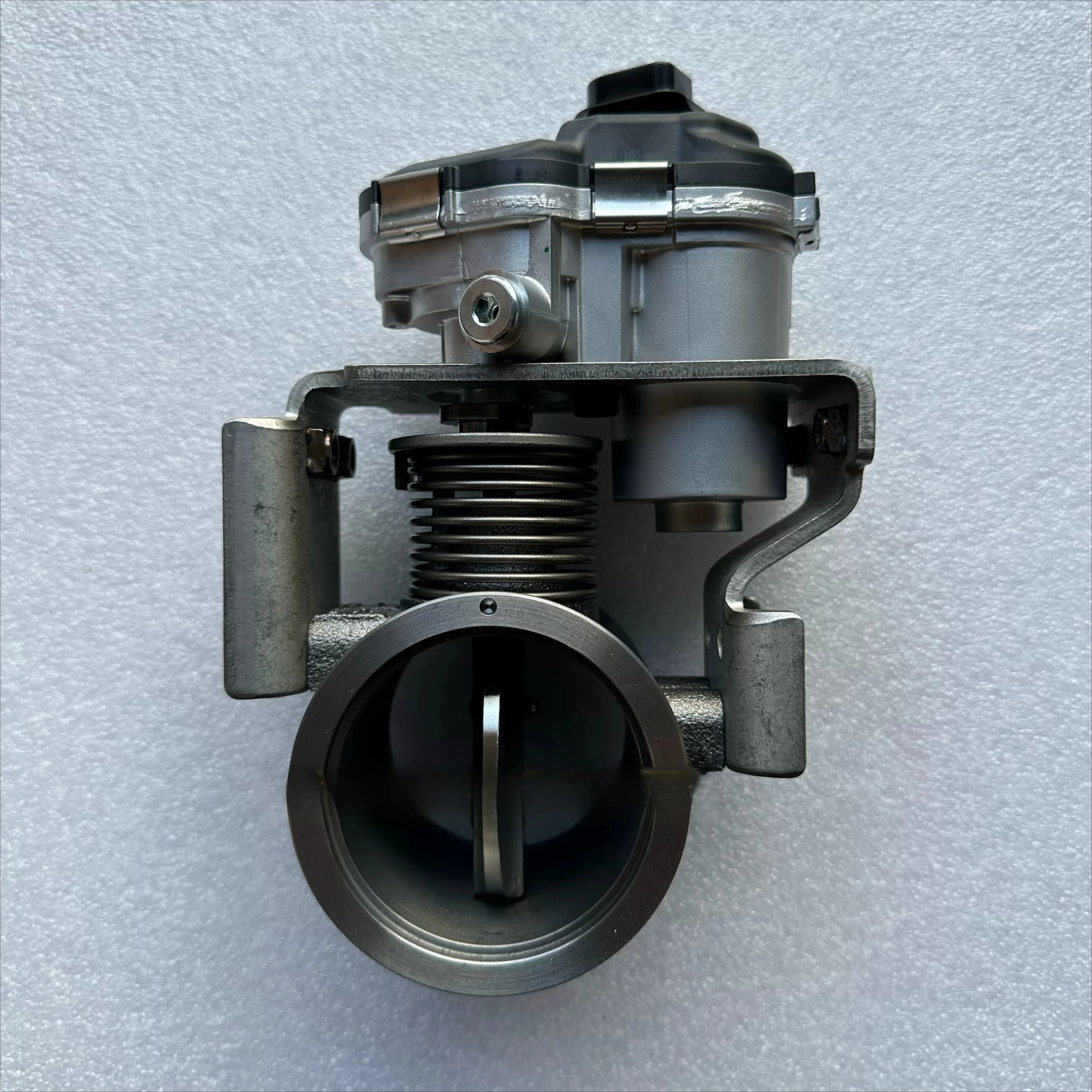 Dongfeng 4.0 Tianlong Tianjin KR National Six Exhaust Throttle Valve Assembly 5604881/0991
