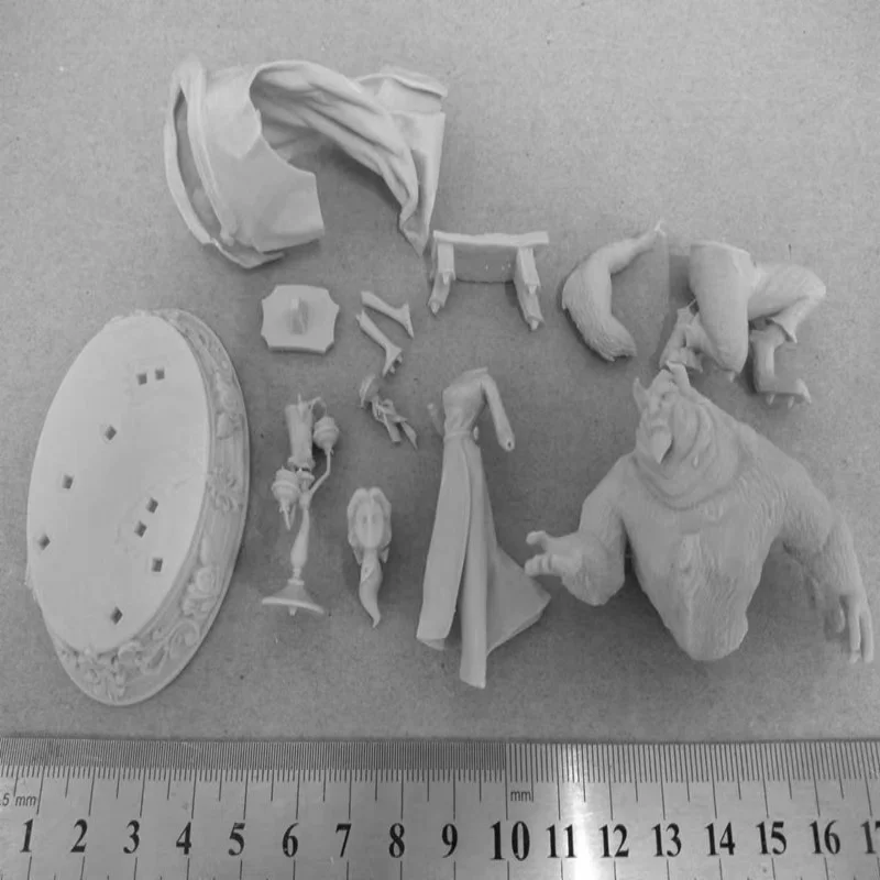 

Monster Courtship DIY Resin Figures Model Kit 1/24 Scale 75mm Unpainted Unassembled 3D Toy