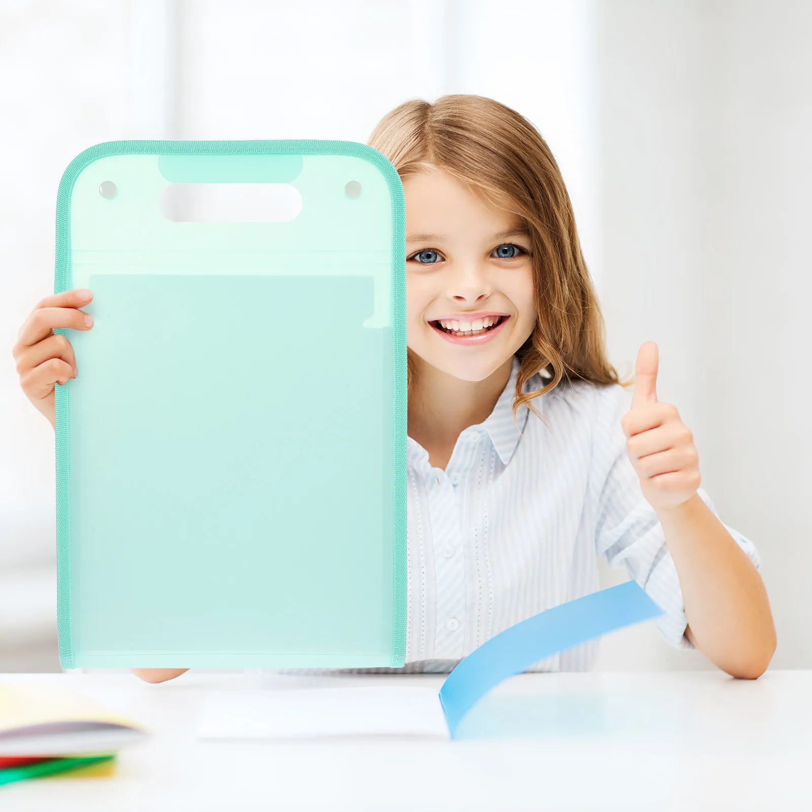 

Expandable File Folder with Multiple Pockets Large Capacity Paper Organizer Portable Document Holder for A4 Sheets Checks