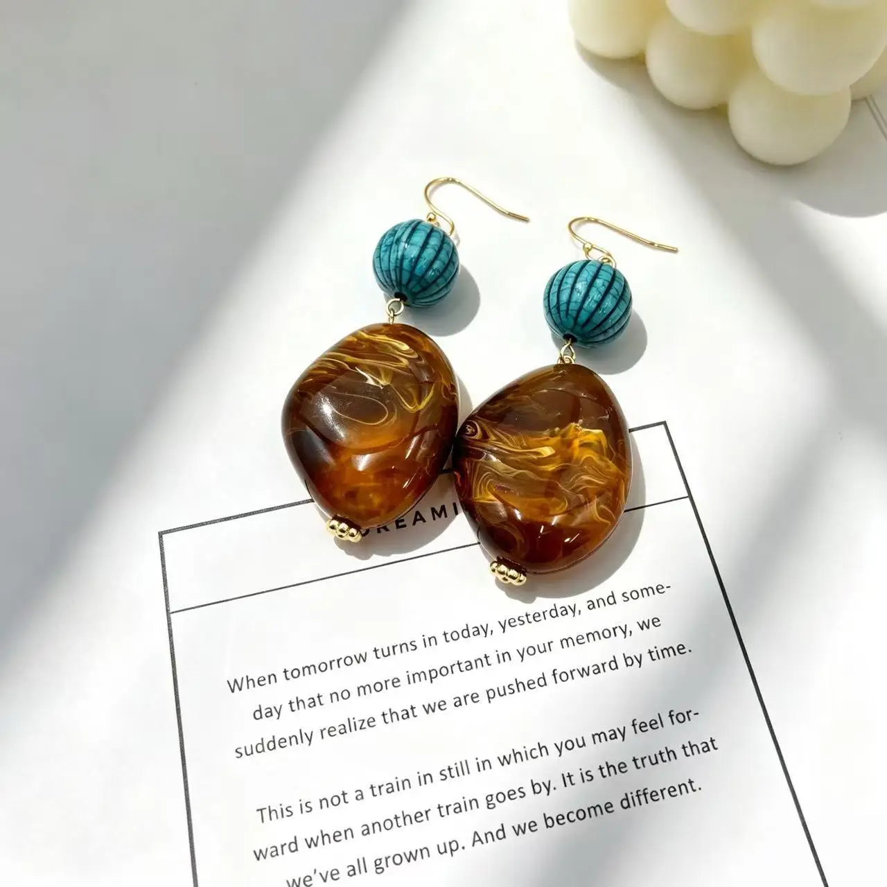 Vintage imitation amber texture large water droplet earrings with ethnic style turquoise pumpkin bead splicing earrings