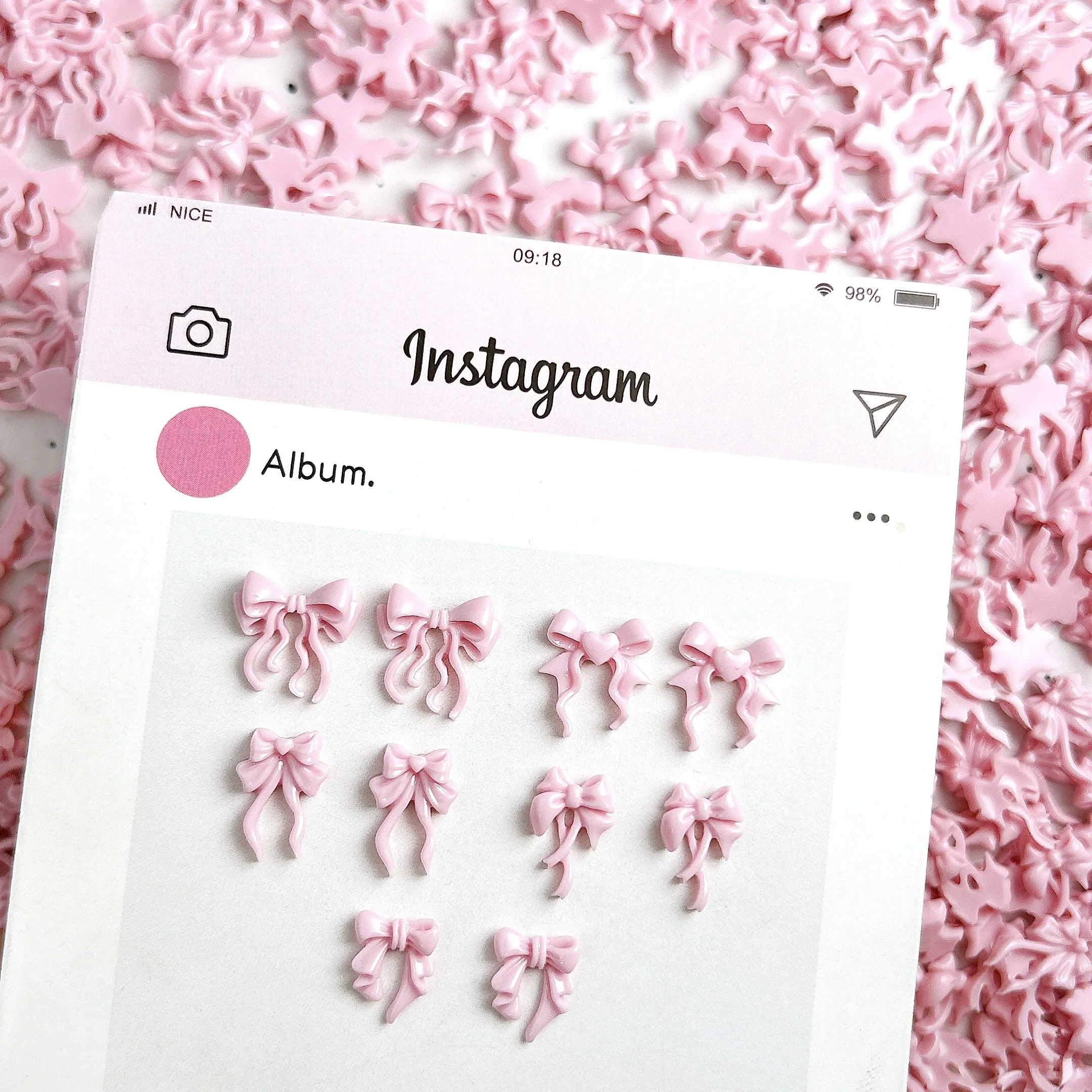 Nœuds ondulés en résine de couleur unie, 30 pièces, décorations pour Nail Art, minimaliste, lumineux, doux, breloques pour ongles, épingle à cheveux, DIY