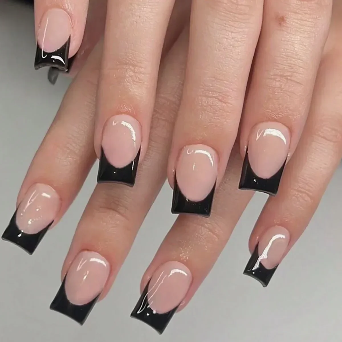 

24Pcs Spring Colorful French Fake Nail with Designs Short Square Head Press on False Nails Wearable Simple Jelly Sticks on Nails