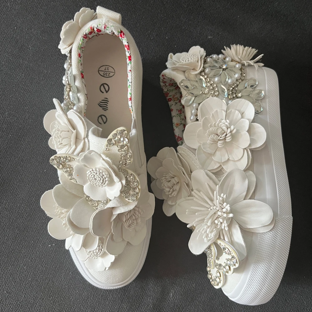 Sneakers White Retro Flower Canvas Women Platform Shoes Height Increased Internal Women Pumps for Girls Lady Students Party Prom