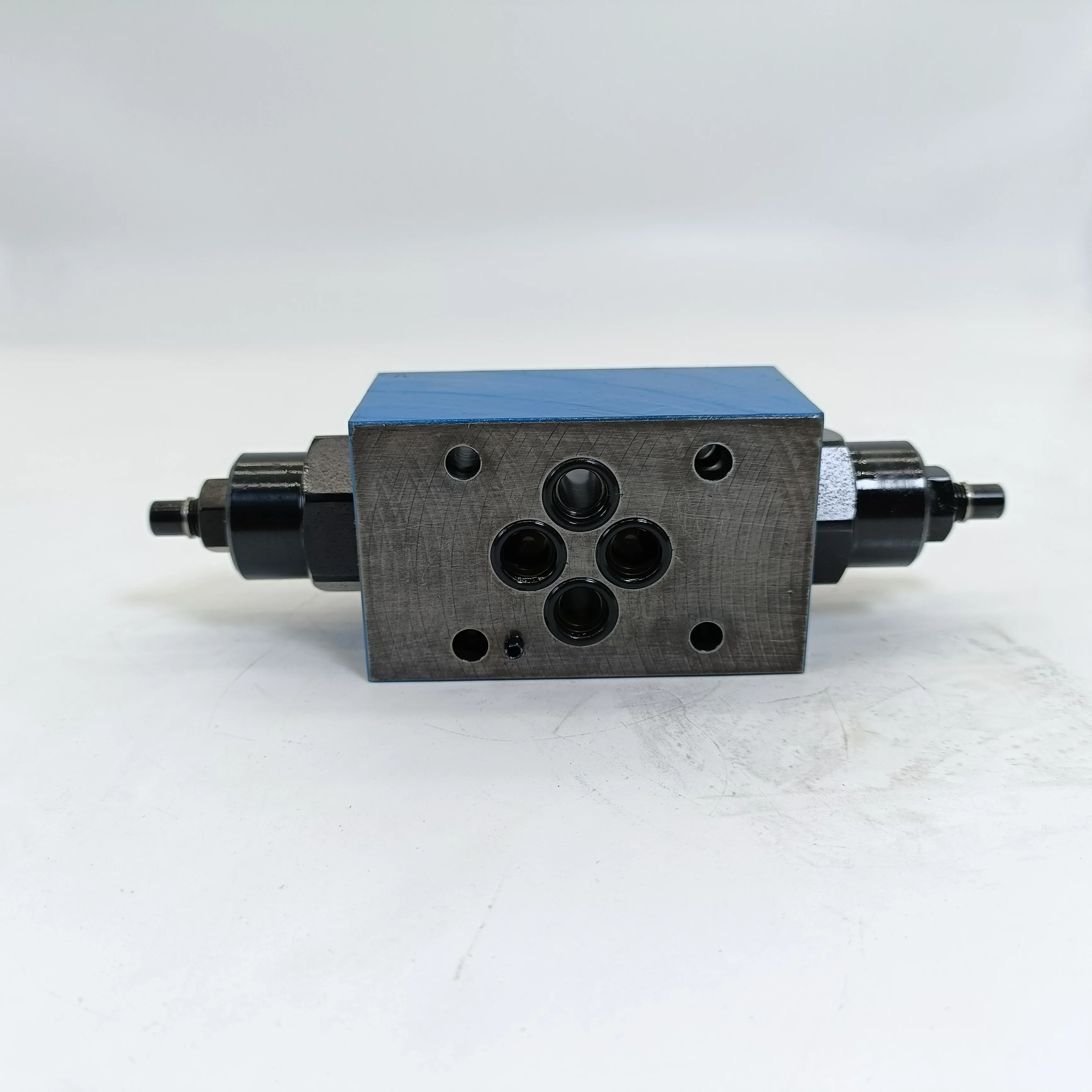 Solenoid Directional Va-lve DGMFN DGMC DGMC2 DGMDC DGMPC DGMRC DGMX1 Hydraulic Control Valve