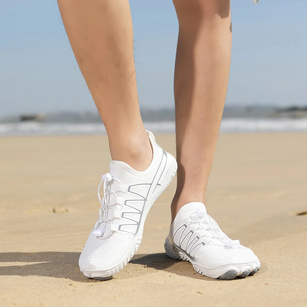 Buty do wody Lekkie buty do wody Szybkoschnące buty plażowe boso Antypoślizgowe trampki do biegania Oddychające na plażę na świeżym powietrzu