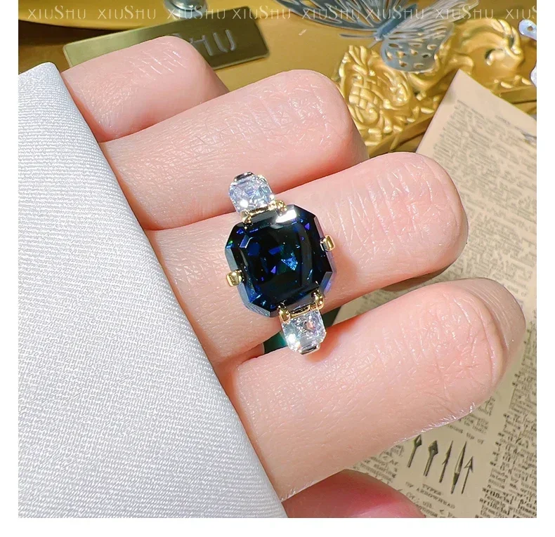 Hip Hop Style 925 Sterling Silver Blue Treasure Ring with High Carbon Diamond Wedding Ring for Women's Jewelry Wedding