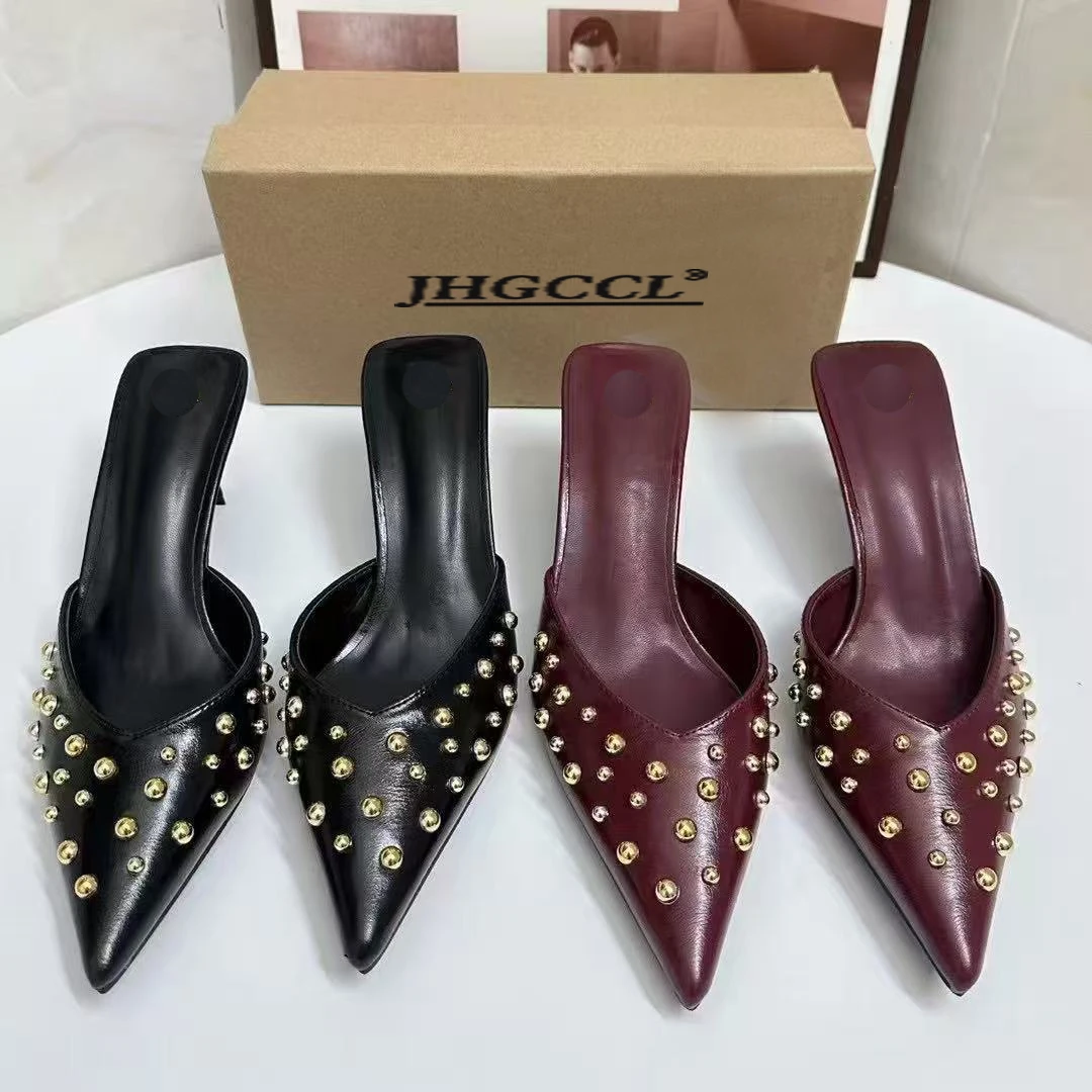 

Summer new style rivet pointed French-style low-heeled Muller sandals with anti-slip toe caps and slip-on design T5