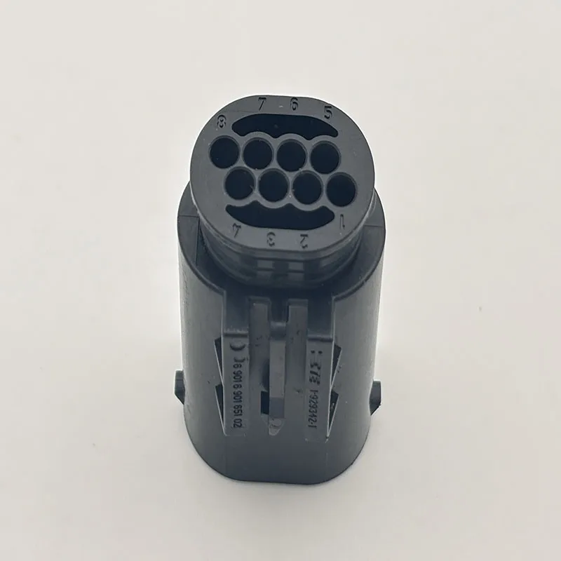 8 Pin Automobile Waterproof Connector Auto Parts Radar Harness Bus Plug 6901651-02 1-929342-1 For BMW