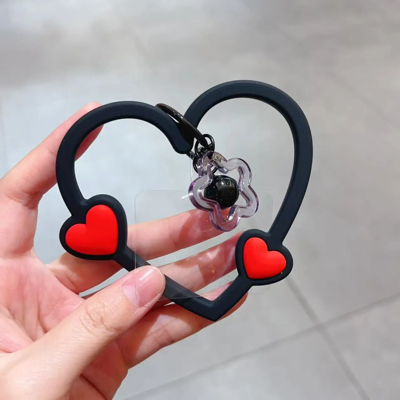 Cartoon Lovely Heart Shape Cell Phone Charm Lanyard for iPhone Soft Silicone Phone Wrist Straps Keychain Hanging Anti-lost Rop