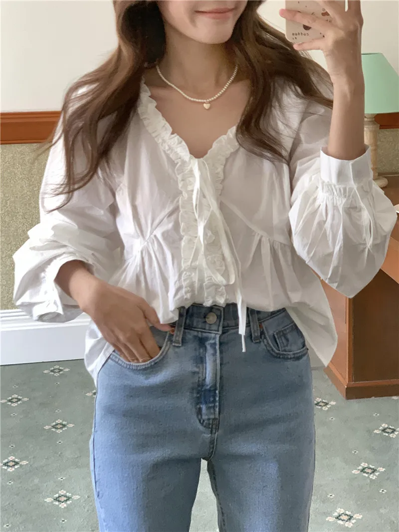 Элегантная белая блузка с рюшами и воротником в корейском стиле, весенний стильный женский топ, облегающий дизайн
