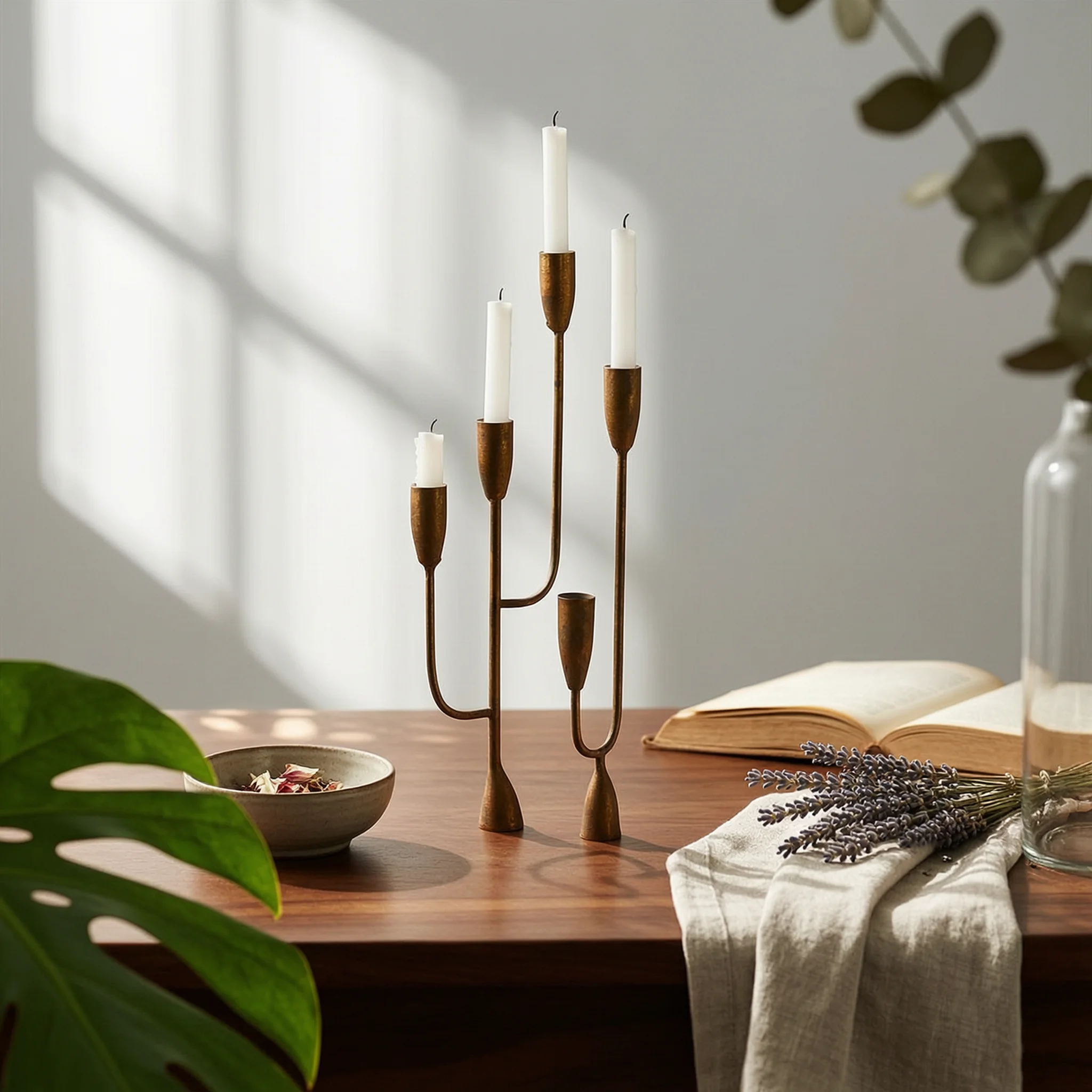 Five-Arm Candelabra Branched Candlestick Holder with Five Arms Portavelas Alto Tall Candelabro De Cinco Brazos Elegante