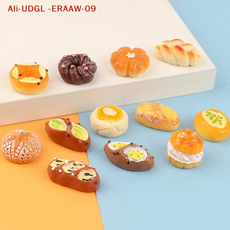 ドールハウス装飾アクセサリー、5個入り1/12ミニチュアパンとデザートセット、キッチンフードごっこ遊びおもちゃ