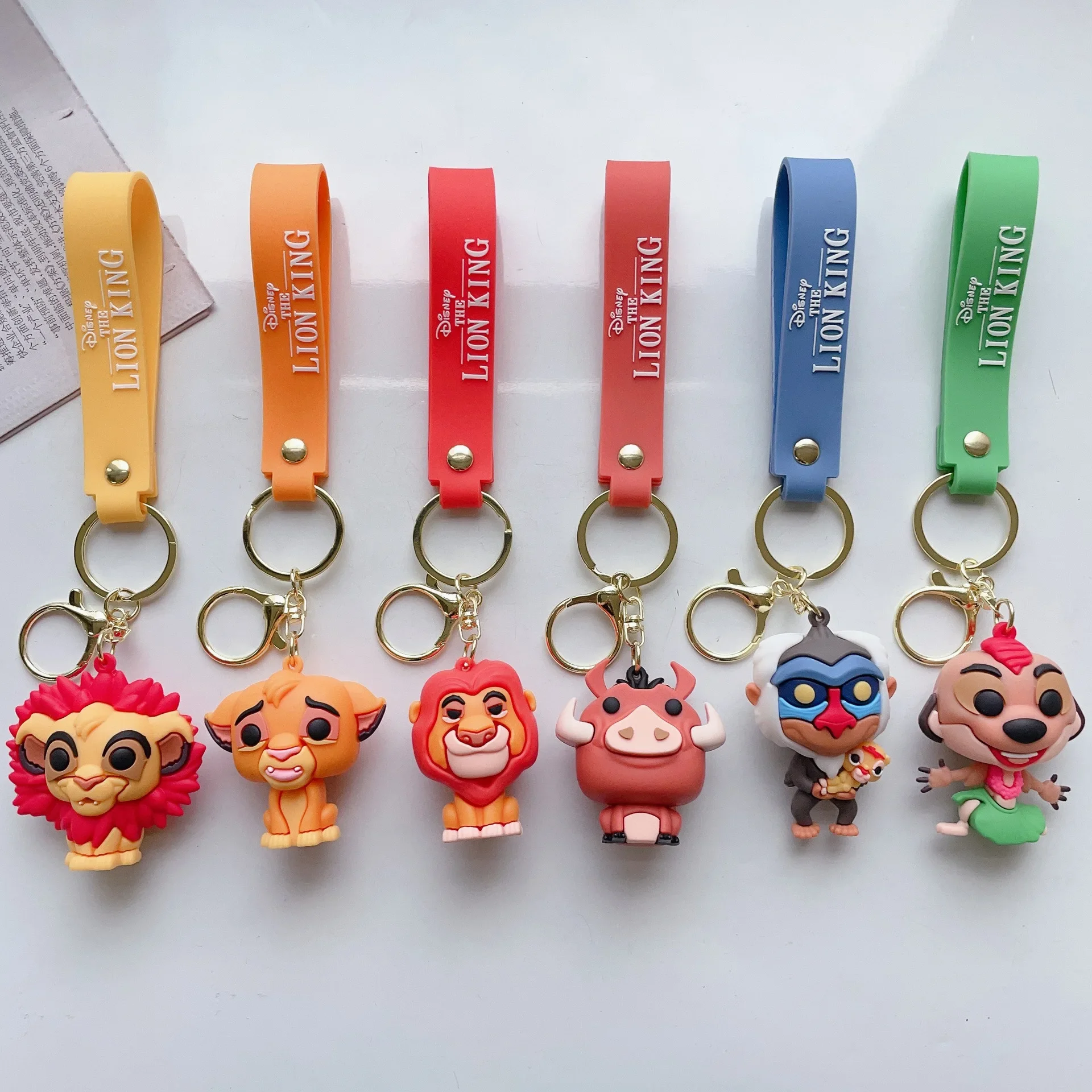 Disney Cartoon The Lion King Keychains for Women Men Boys Fans Lovely Pumbaa Simba Keyrings Key Chains Gifts for Friends