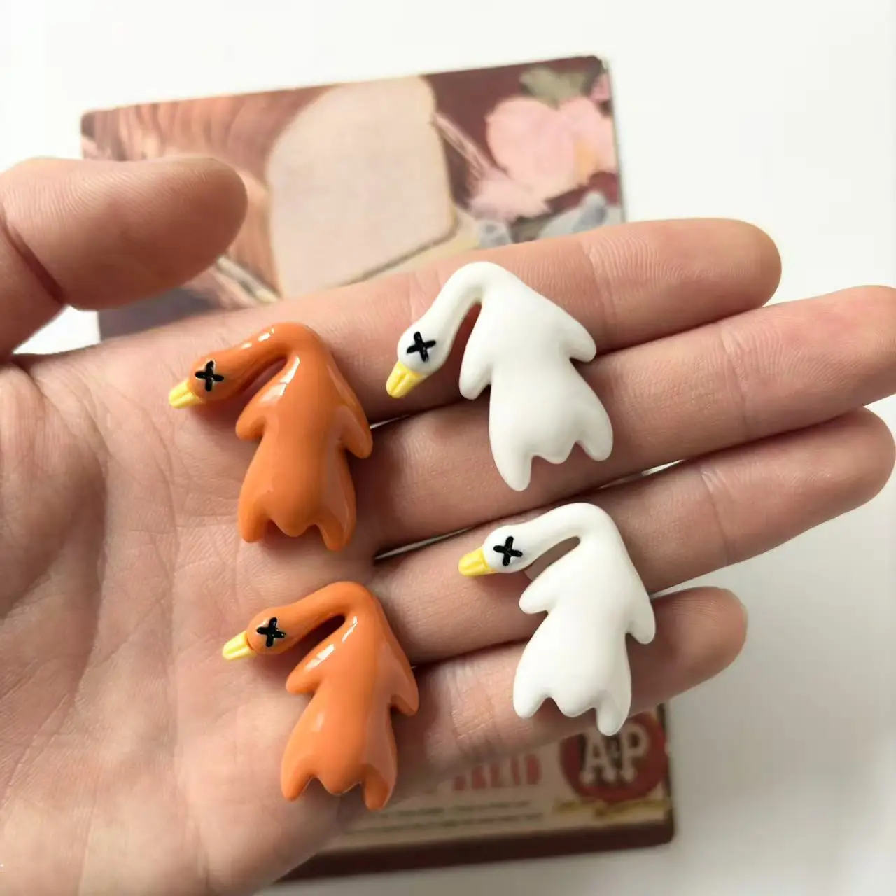 4Pcs of Solid-color Roast Duck Resin Fridge Magnets, Small Duck-shaped Magnets, Fridge Decorations, Cute Magnets