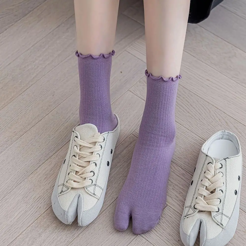 Calcetines de algodón con volantes para mujer, medias transpirables de dos dedos, de tubo medio, Color caramelo