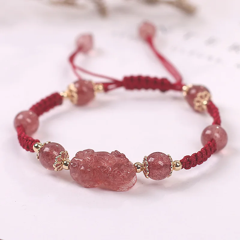 

Natural Pigeon Blood Red Strawberry Crystal Pixiu Red String Bracelet Hand Woven Bracelet for Women Gifts