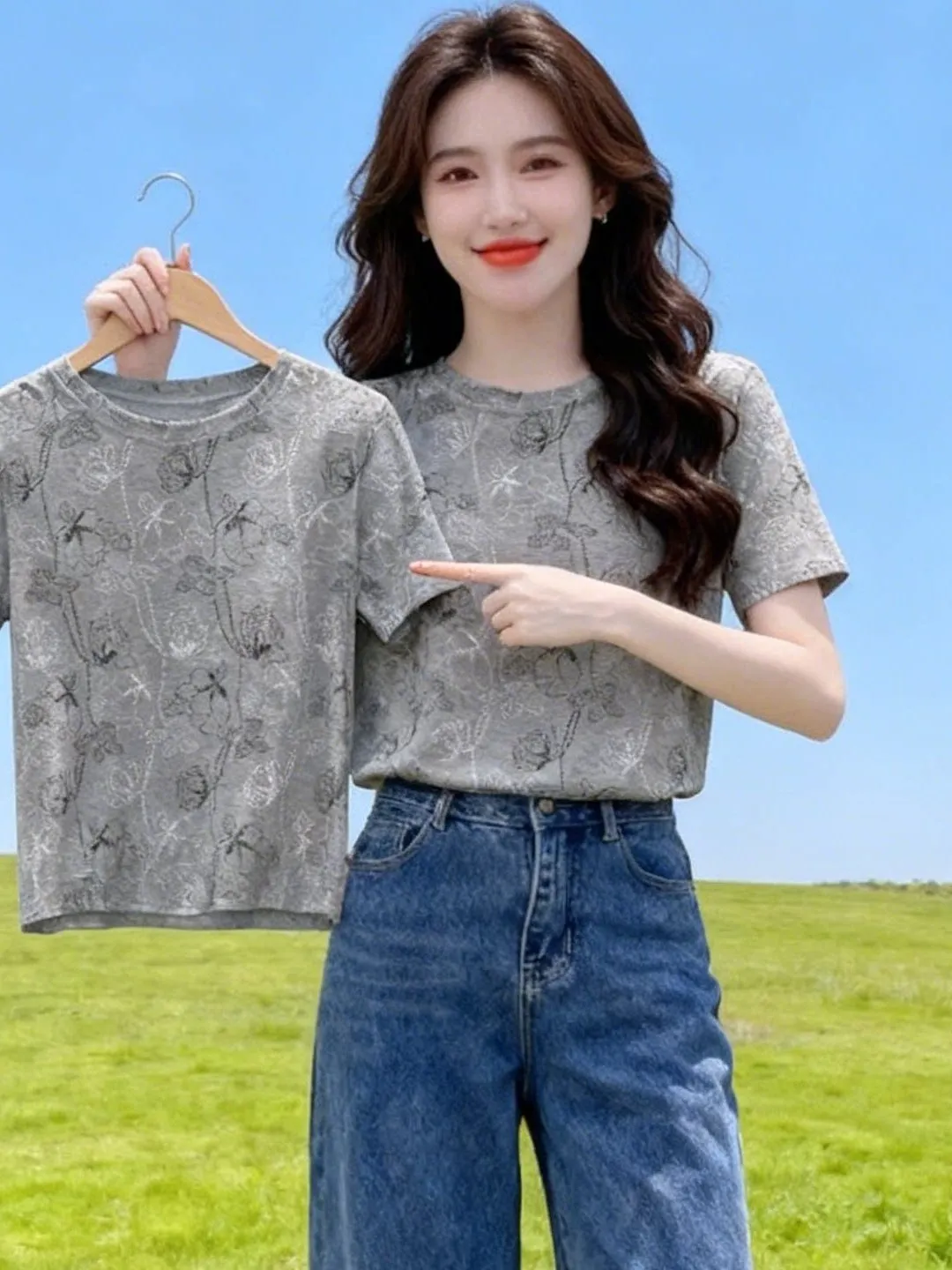 

Loose Short Sleeve Women's T-shirt Fashionable Print Design Summer Slimming Top Casual Style Polyester Fiber Single Piece